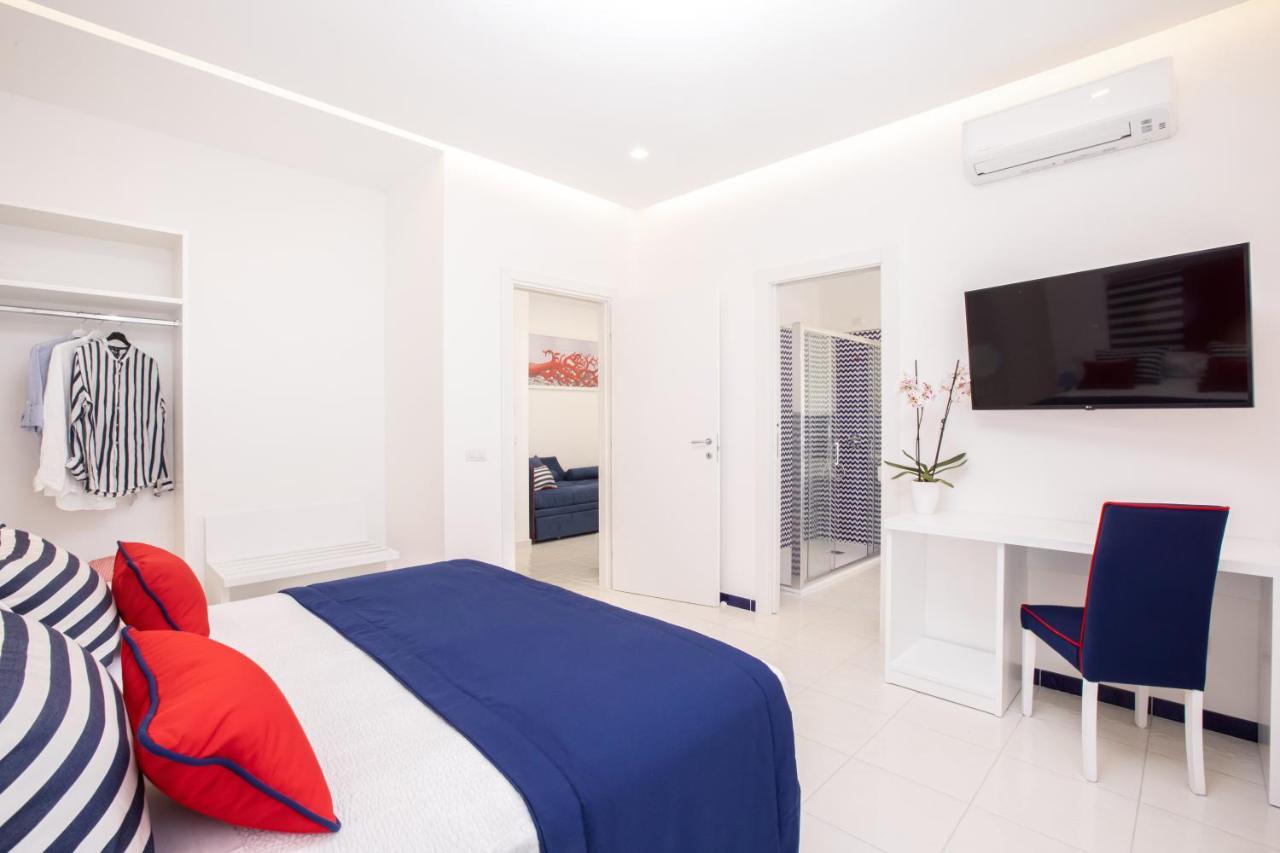 Yourhome - Blu Oltre ซอร์เรนโต ภายนอก รูปภาพ