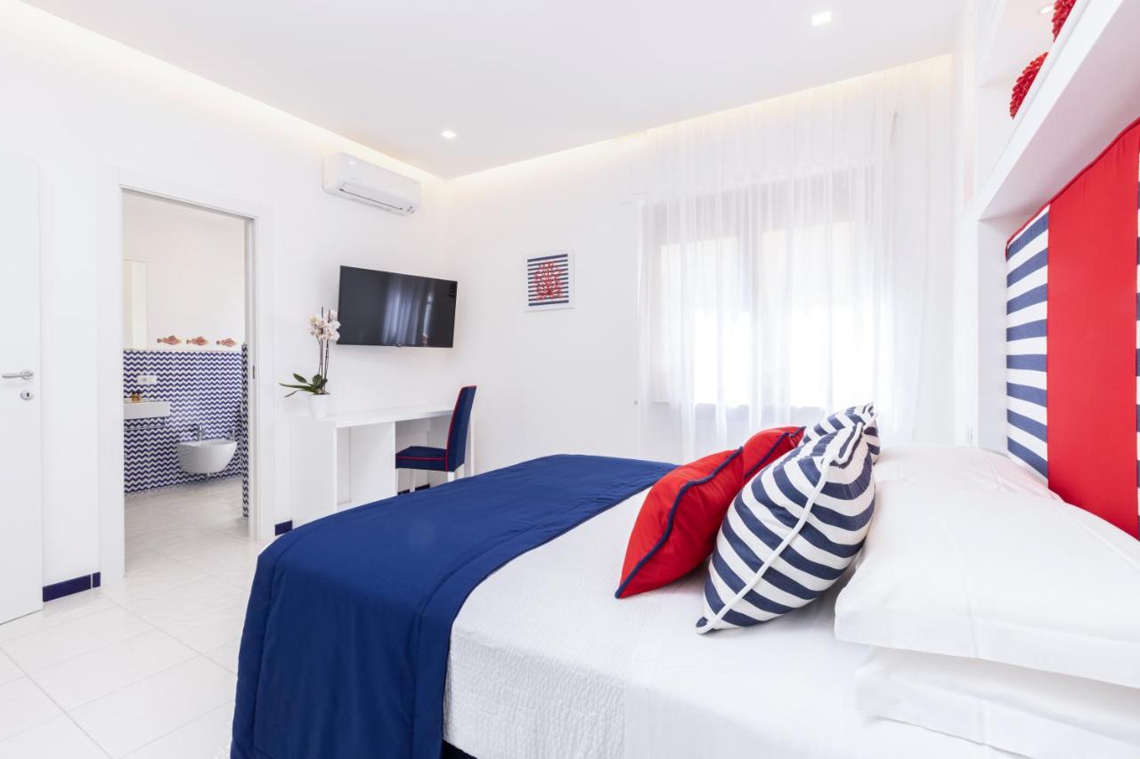 Yourhome - Blu Oltre ซอร์เรนโต ภายนอก รูปภาพ